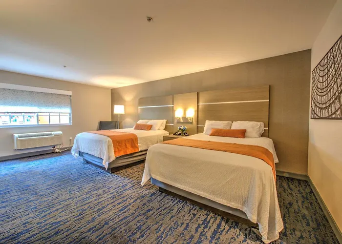 Best Western Plus Media Center Inn & Suites Burbank